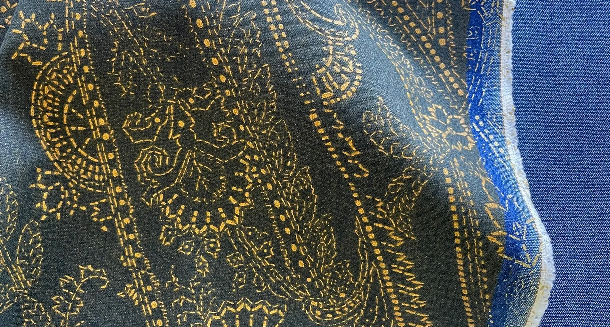 13 Oz Old Gold Paisley Hunter Greeen Stretch Cotton Denim Twill (Made in Italy)