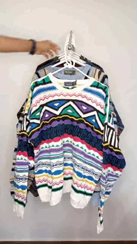 COOGI STYLE CRAZY SWEATERS - 8 PCS