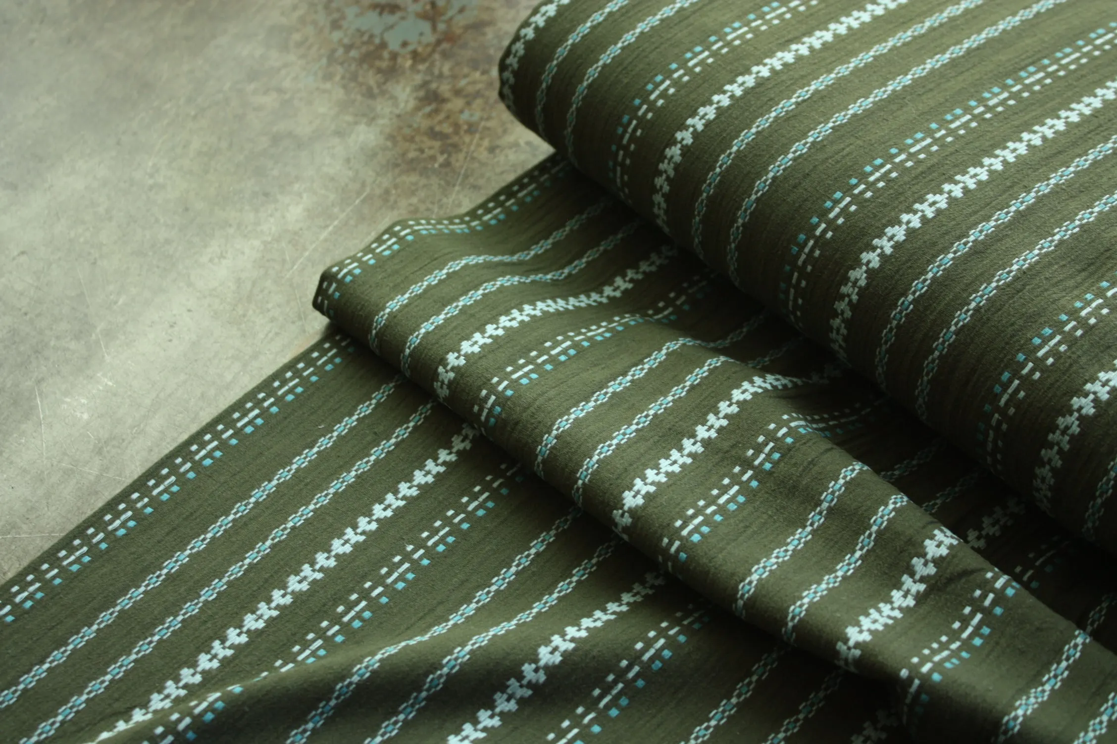 Embroidered Cotton Gauze / Olive