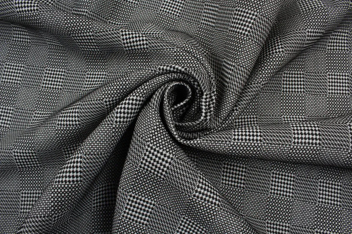 Jacquard Checks of Silk and Polyester - Black and White