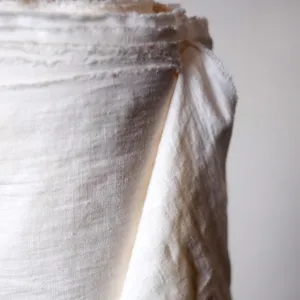 Laundered Linen / Milk