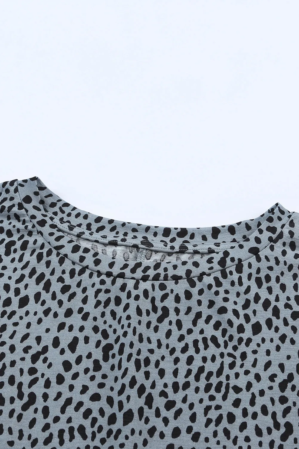 Leopard Print Side Pockets Tunic Top