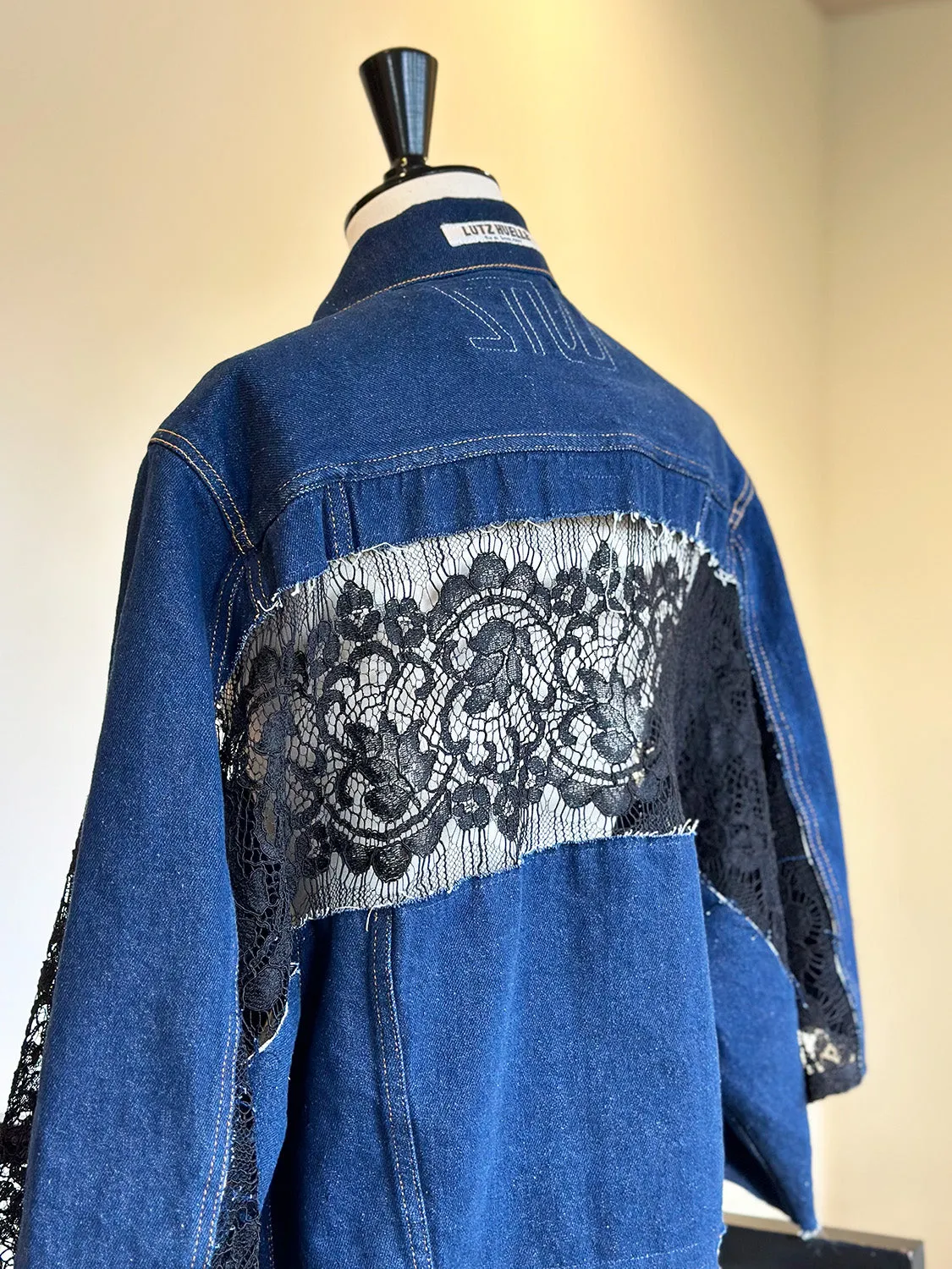 LUTZ HUELLE  NARCISSE DENIM JACKET