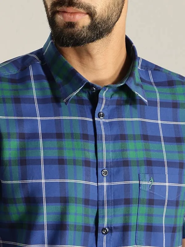 Men Checked Half Sleeve Cotton Shirt