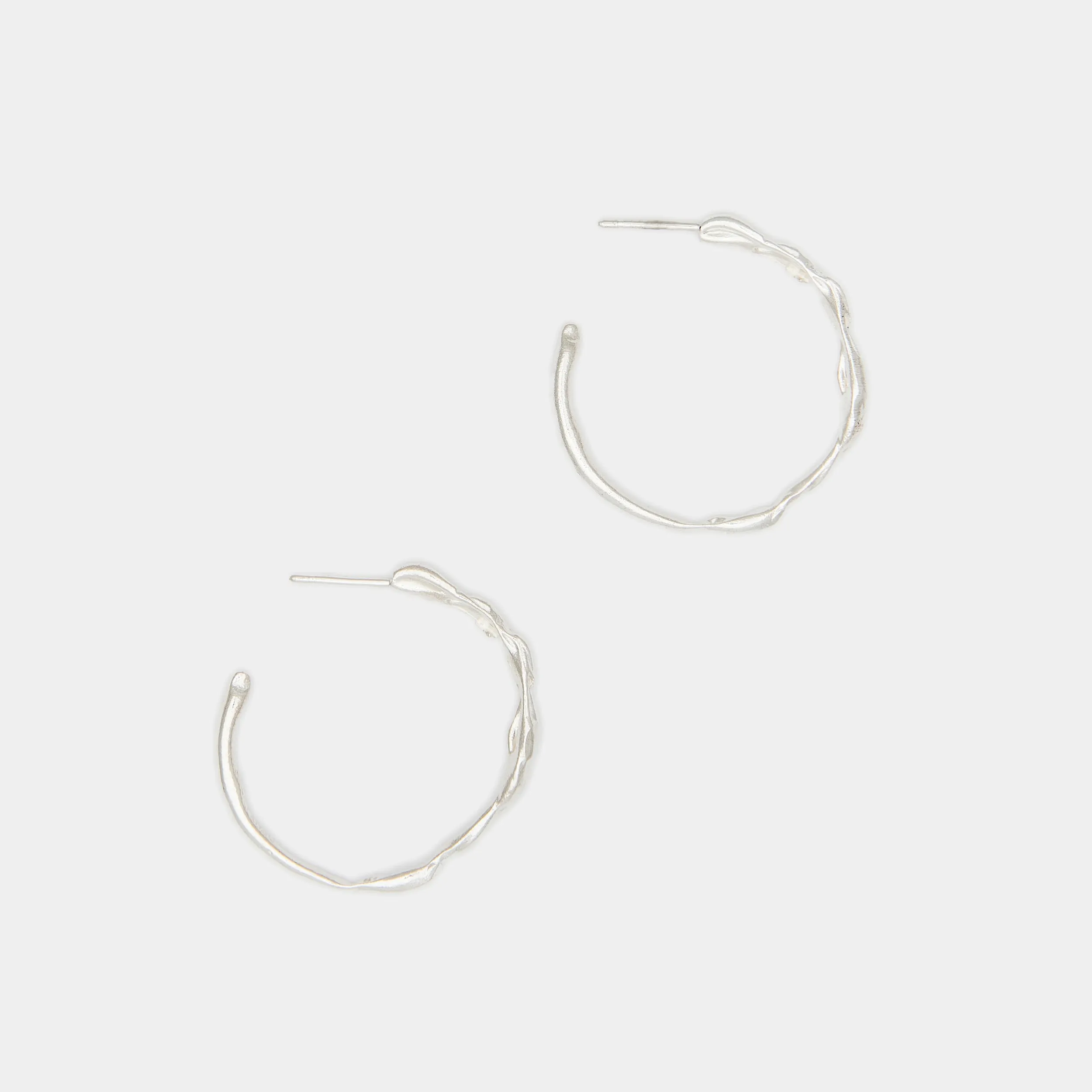 Terra Hoops size M in Silver