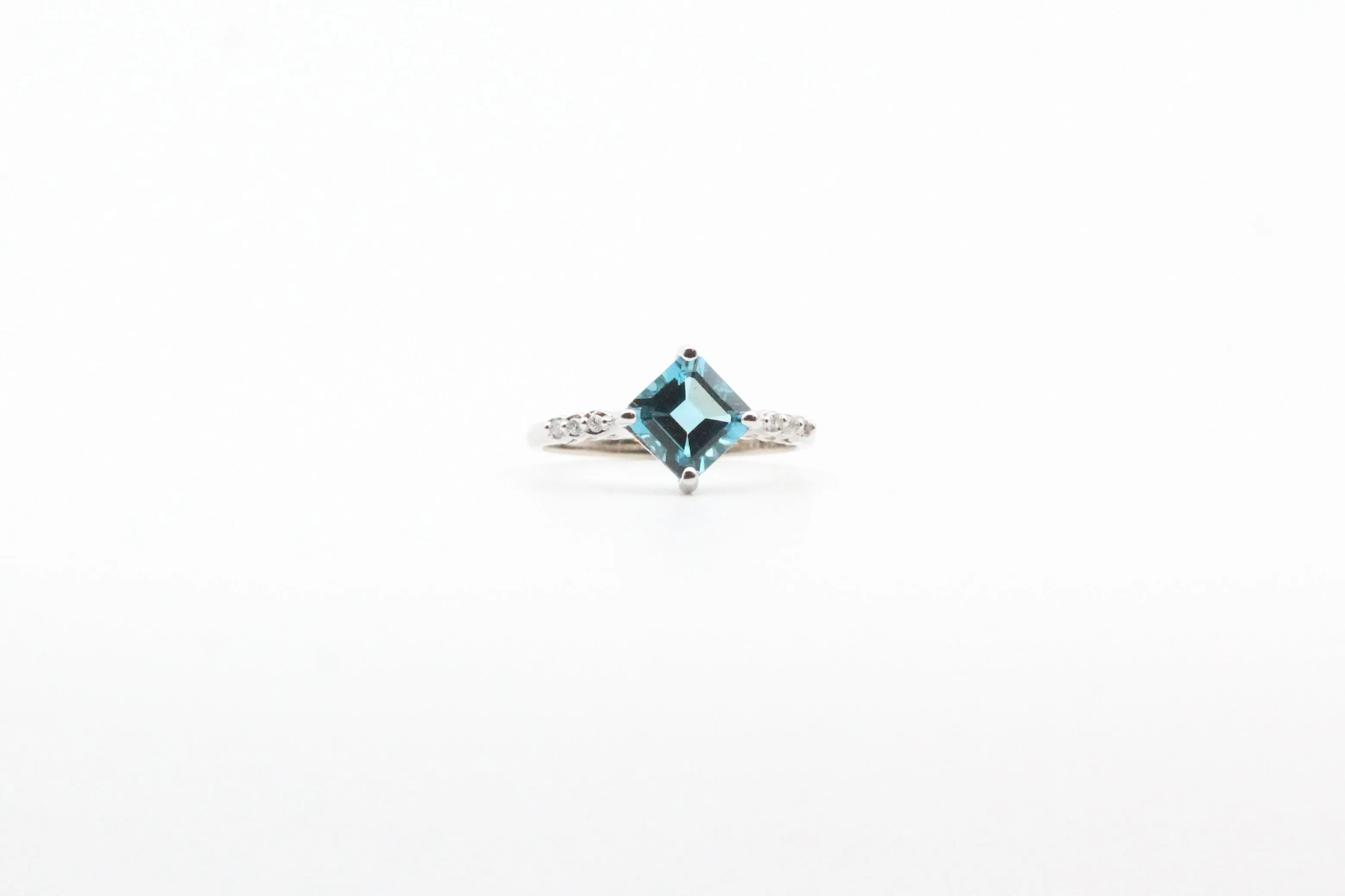 White Gold Princess Cut London Blue Topaz and Diamond Ring